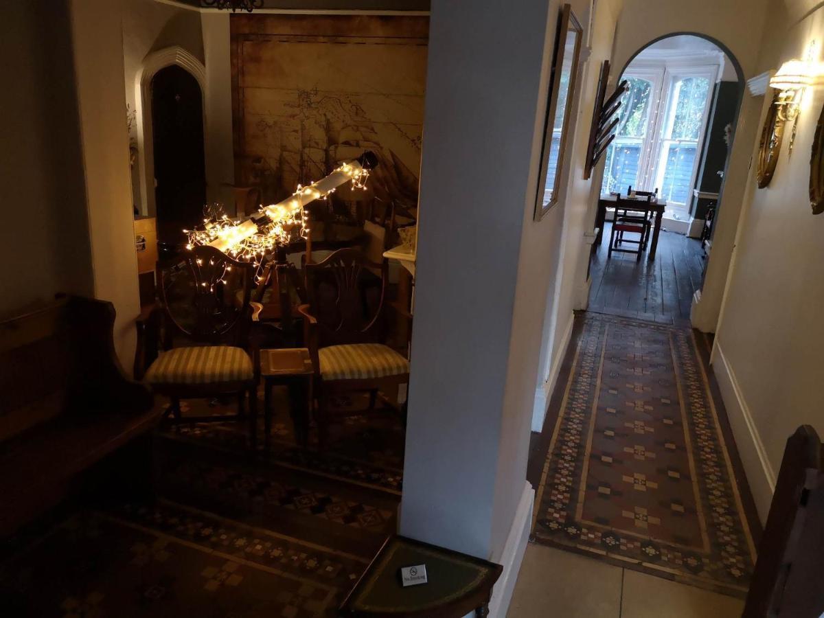 The Priory Hotel 라우스 외부 사진
